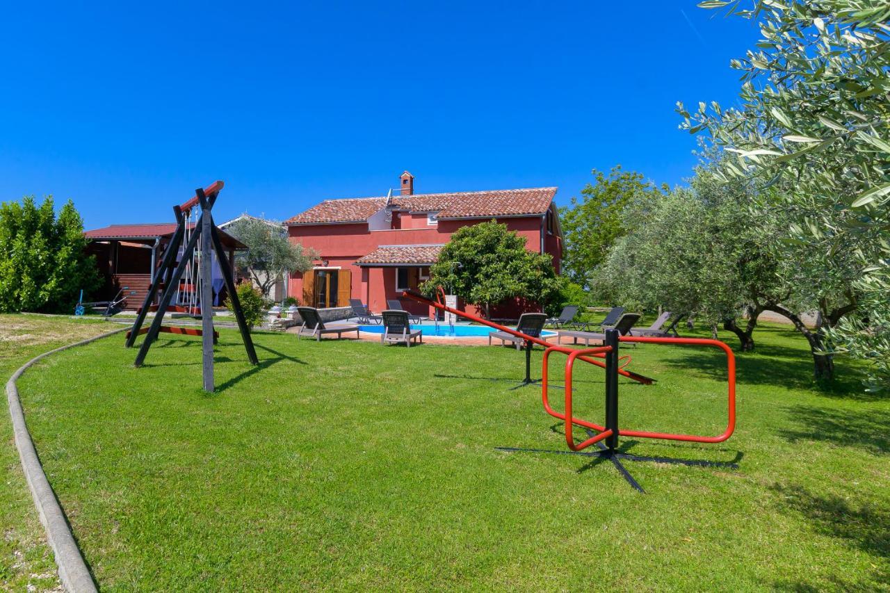 Villa Carla With Private Pool & Kids Playground - Pet Friendly Mutvoran Exteriér fotografie