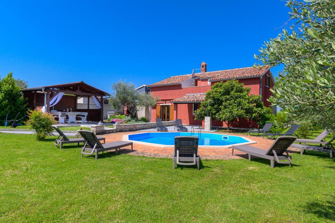 Villa Carla With Private Pool & Kids Playground - Pet Friendly Mutvoran Exteriér fotografie