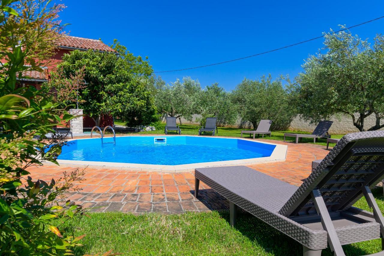 Villa Carla With Private Pool & Kids Playground - Pet Friendly Mutvoran Exteriér fotografie