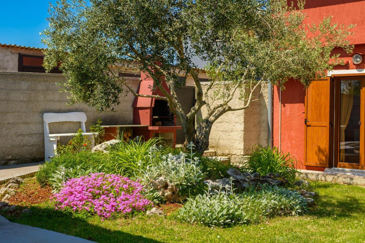Villa Carla With Private Pool & Kids Playground - Pet Friendly Mutvoran Exteriér fotografie