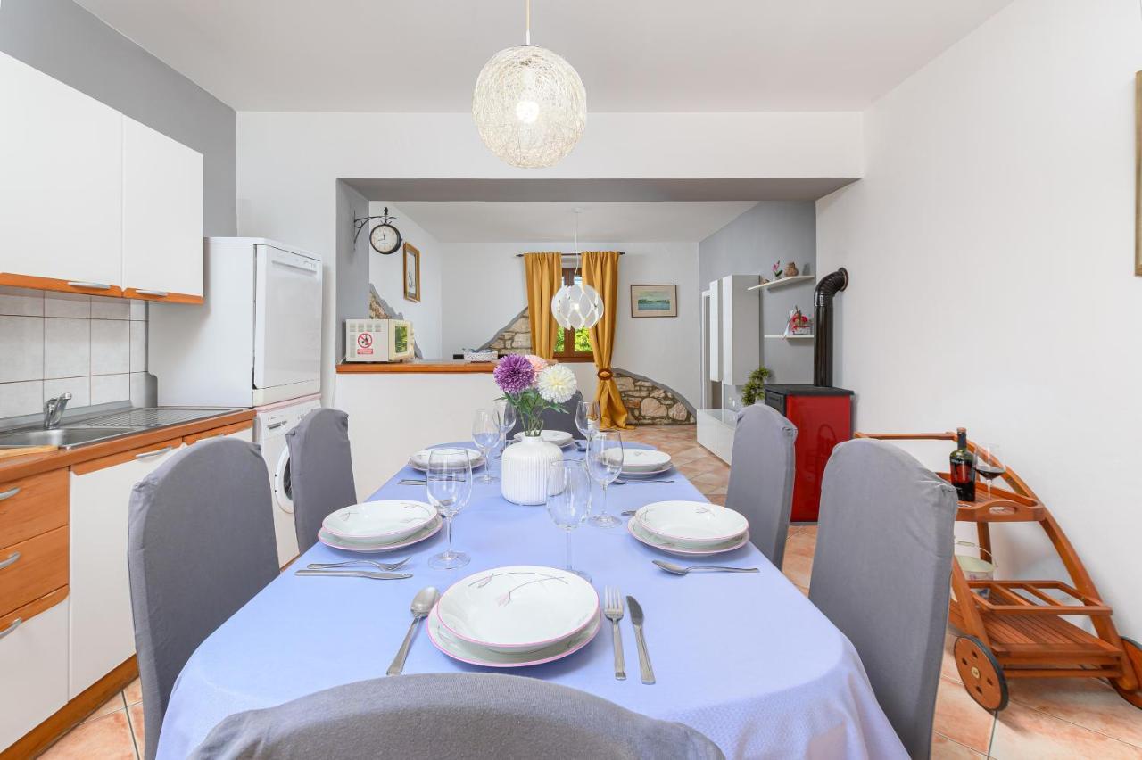 Villa Carla With Private Pool & Kids Playground - Pet Friendly Mutvoran Exteriér fotografie